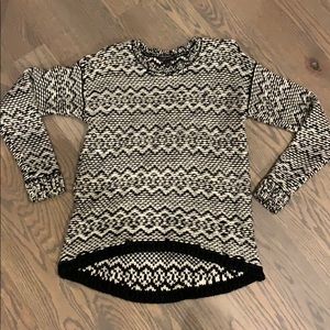 Ann Taylor - Black + White Knit Sweater